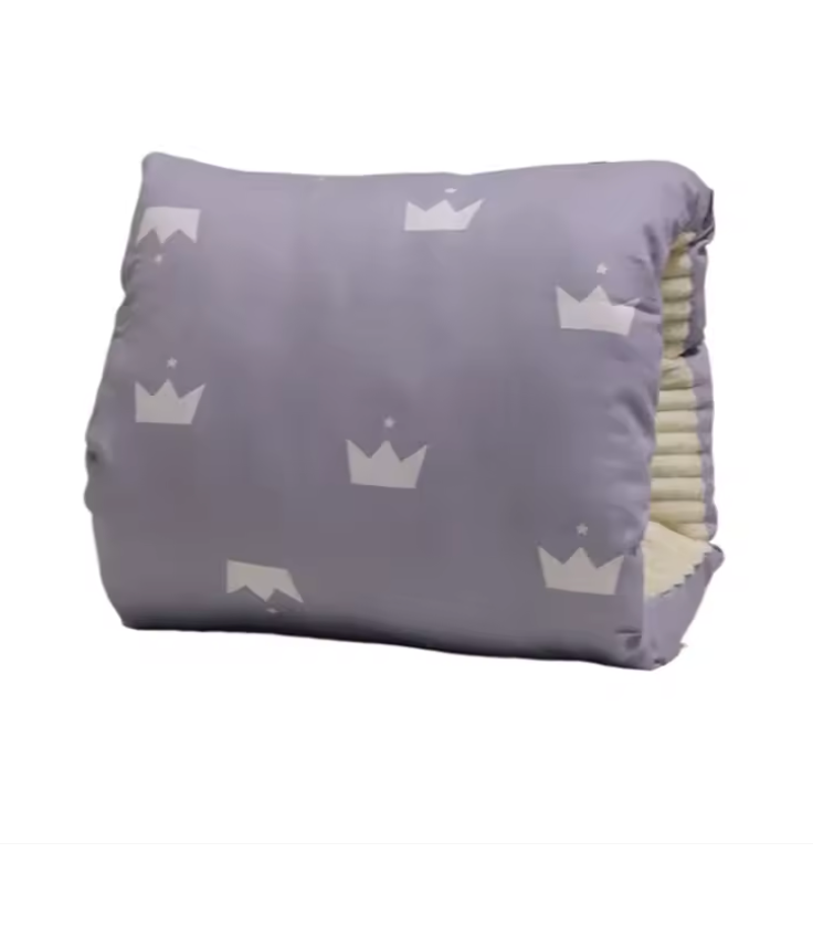 Coussin d’allaitement pour bras – Maternely